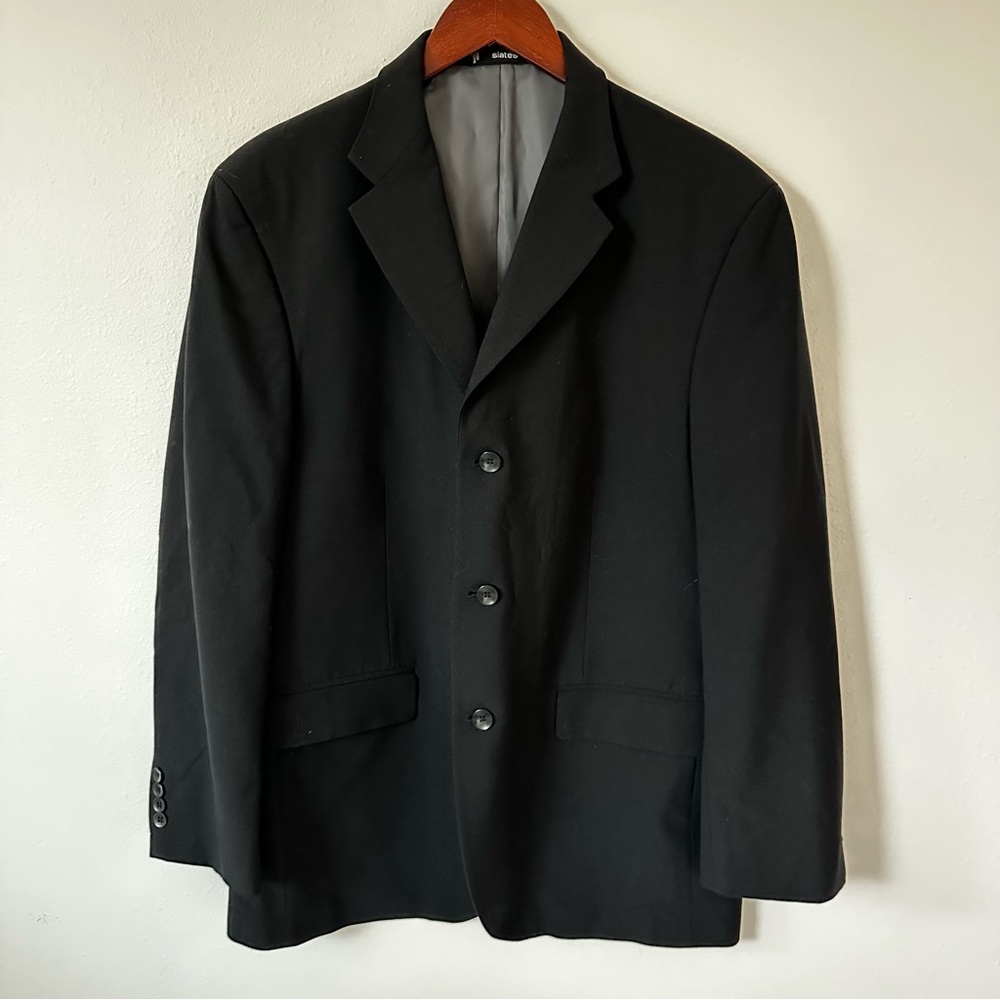 Elegant Men's Black Blazer